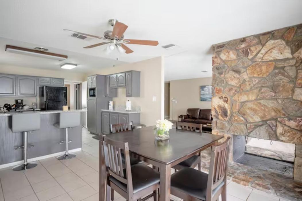 Pool 4 Bedroom 2 Bath Close To Strip Las Vegas Ngoại thất bức ảnh